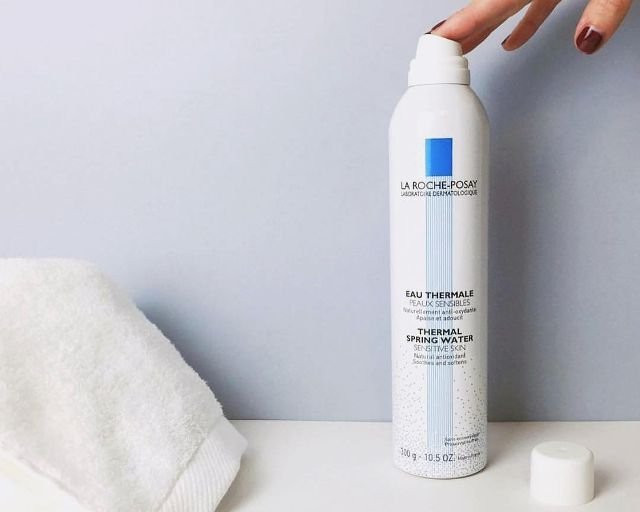 Xịt Khoáng La Roche Posay 300ml: Giải Pháp Dịu Nhẹ Cho Da Nhạy Cảm