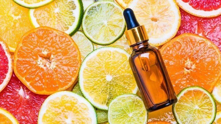 Vitamin C là một trong số 13 vitamin thiết yếu cho con người