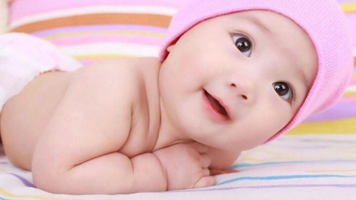 Hình ảnh em bé đáng yêu cười ngộ nghĩnh