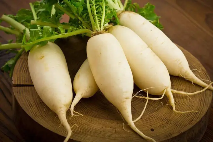 Bà bầu ăn củ cải trắng có tốt không và nên ăn bao nhiêu