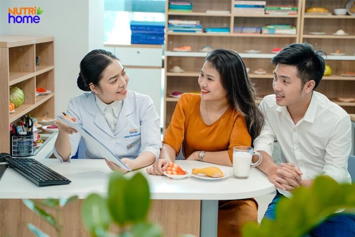 chuyên gia dinh dưỡng tư vấn có bầu uống sữa tươi không đường