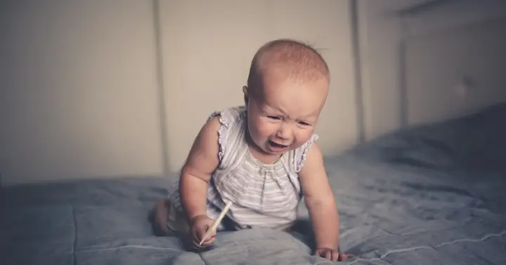 Vì sao bé bé 5 tháng hay la hét, bé 6 tháng hay la hét?