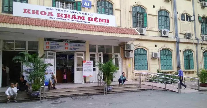 Bệnh viện Xanh Pôn mạnh về gì? Một số bác sĩ giỏi?