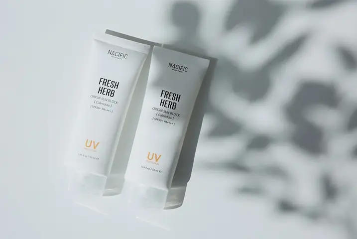 3Hướng dẫn các bước bôi kem trị mụn và serum đúng cách