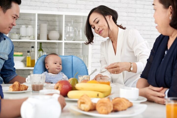 Chế độ ăn uống khoa học là nền tảng để cách làm thon bụng sau sinh
