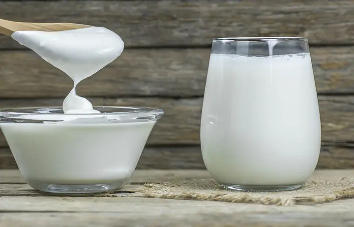 4. Cách làm đẹp bằng sữa tươi không đường: Mặt nạ sữa tươi chống lão hóa 4. Cách làm đẹp bằng sữa tươi không đường: Mặt nạ sữa tươi chống lão hóa