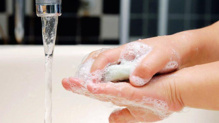 Cách lấy dằm ra khỏi tay và những điều cần lưu ý