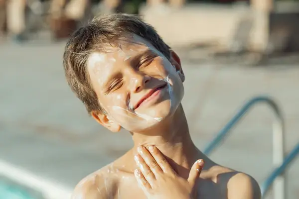 3.2. Does applying a coffee grounds mask cause sunburn?