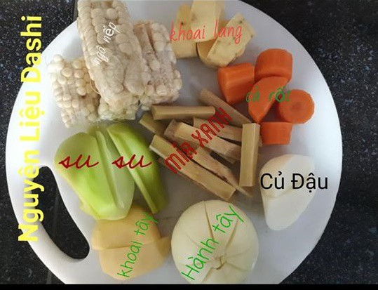 Dashi củ cải trắng và cà rốt
