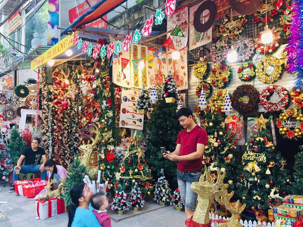 đi chơi Noel ở Hà Nội