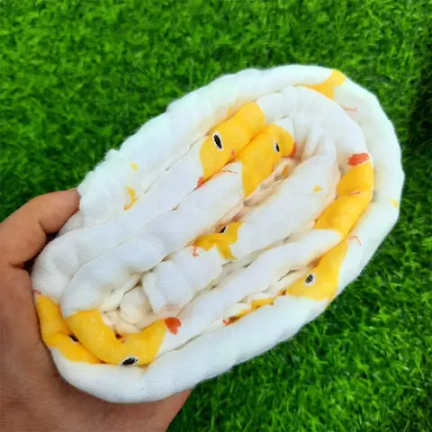 Thiết kế 6 lớp dày dặn, sử dụng được nhiều kiểu cho bé Thiết kế 6 lớp dày dặn, sử dụng được nhiều kiểu cho bé
