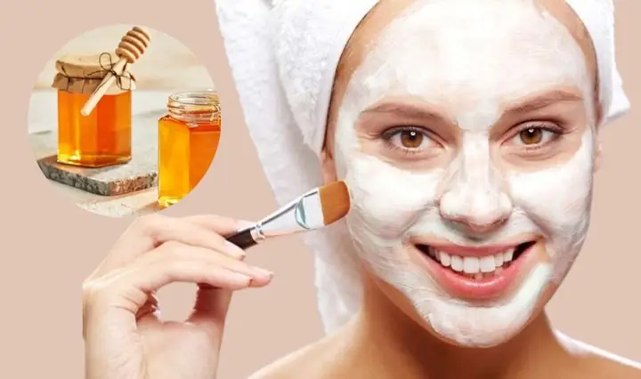 1Công dụng của mật ong khi trị mụn đầu đen