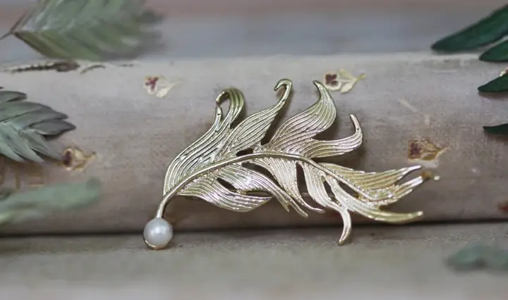 2.17 Phụ kiện cài áo