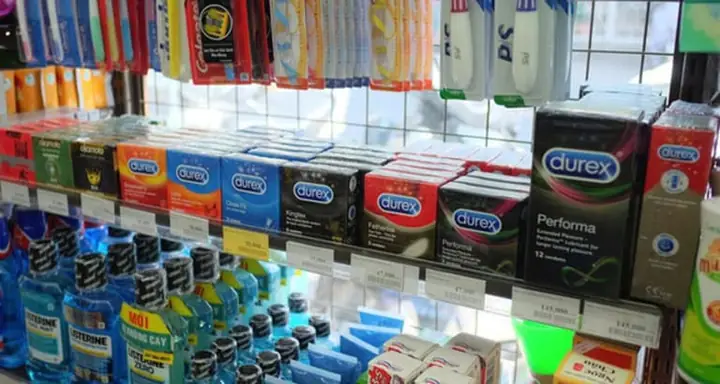Mua gel bÃ´i trÆ¡n á» nhÃ  thuá»c nÃ o uy tÃ­n?
