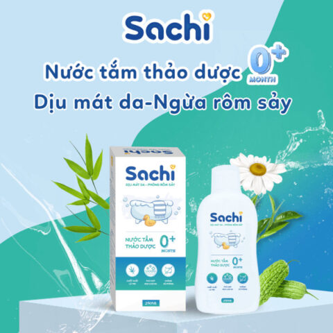 Nước tắm thảo dược 2 in 1 cho bé Sachi với chiết xuất lá tre non đặc trưng