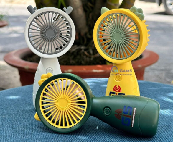 quạt cầm tay mini in logo