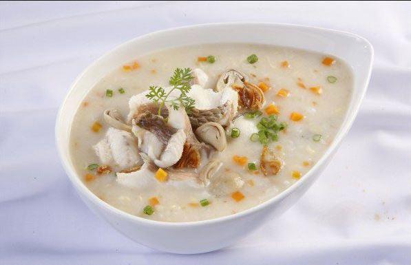 Thực đơn cho trẻ 1 tuổi với cháo cá lóc bổ dưỡng