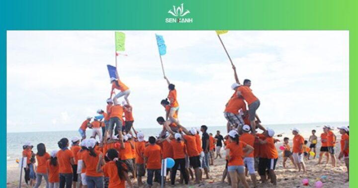 Xây Tháp Người - trò chơi team building đông người
