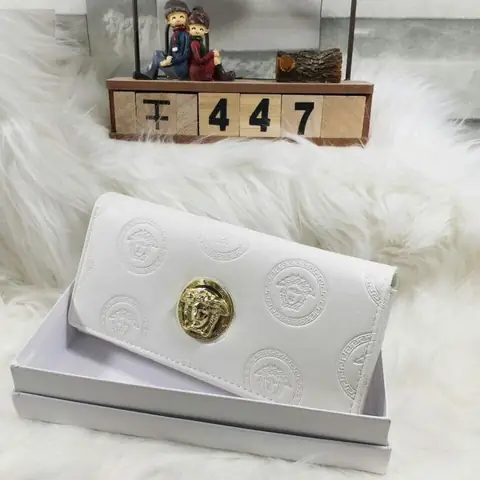Ví cầm tay Ví cầm tay
