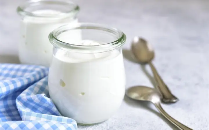 1Ăn chay ăn sữa chua được không?