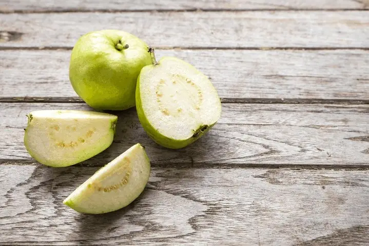 2Lợi ích khi bà bầu ăn ổi