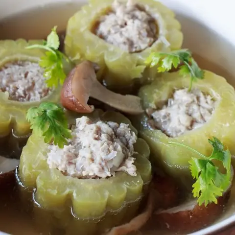 3.1 Những loại rau mẹ sau sinh nên kiêng