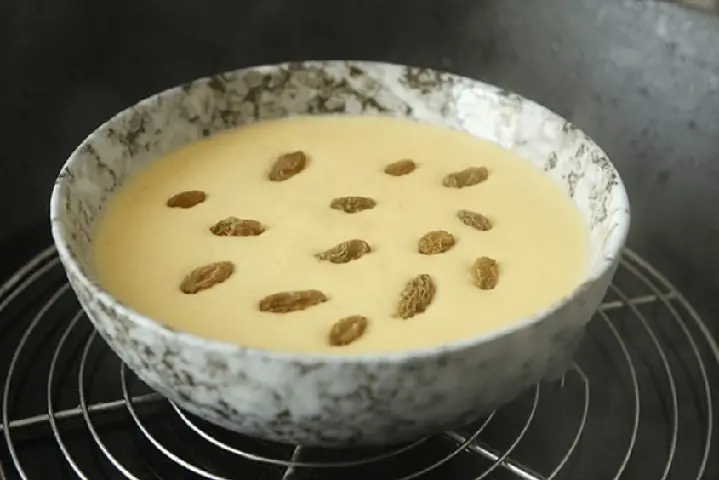 Bánh sữa chua trứng