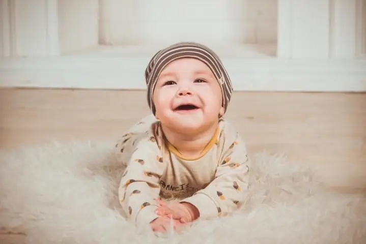 1Trẻ biết lật là như thế nào?