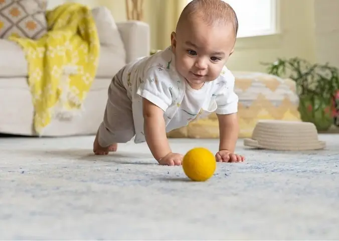 1Thế nào là trẻ chậm biết đi?