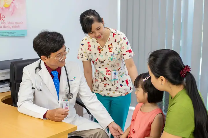 Phòng khám nhi khoa của bác sĩ Phạm Văn Dũng
