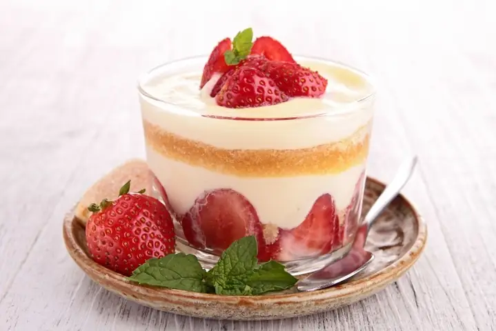 1.10. Tiramisu yến mạch cho bé ăn dặm