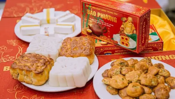 1. Bánh Trung Thu Bảo Phương