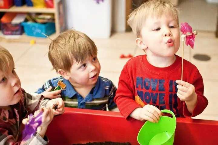Các loại bánh cho bé 3 tuổi mẹ nên biết