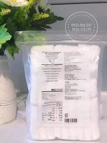 4. Bông tẩy trang Muji Cotton Ecru hữu cơ 180 miếng của Nhật
