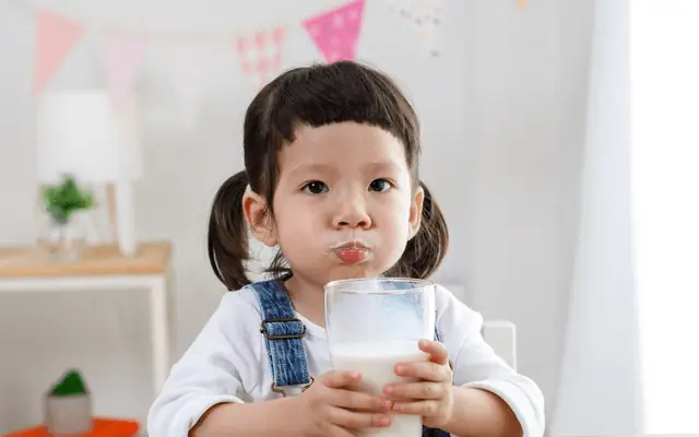 Vì sao nên dùng sữa giúp trẻ tăng cân khoa học?