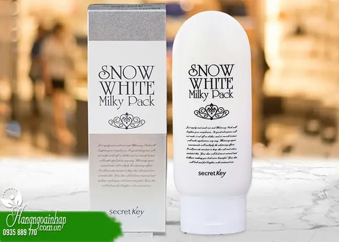 2/ Kem tắm trắng toàn thân Snow White Milky Pack