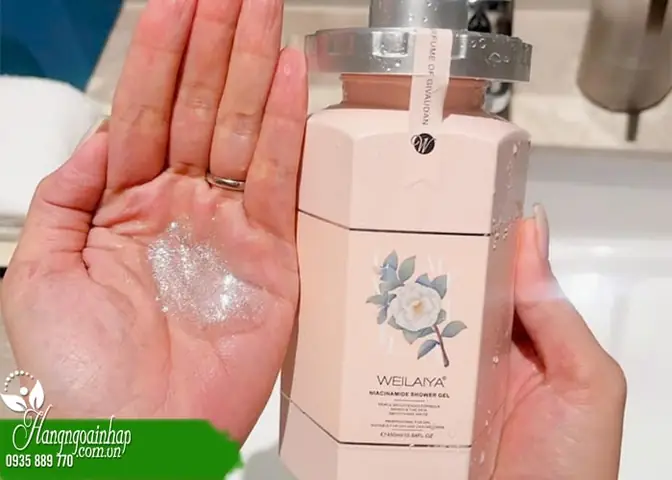 3/Sữa tắm trắng da hoa trà Weilaiya Niacinamide