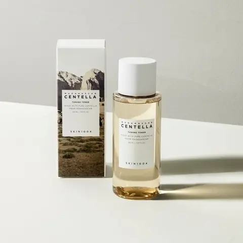 7. Nước Cân Bằng Chiết Xuất Rau Má Skin1004 Madagascar Centella Toning Toner – Skin1004