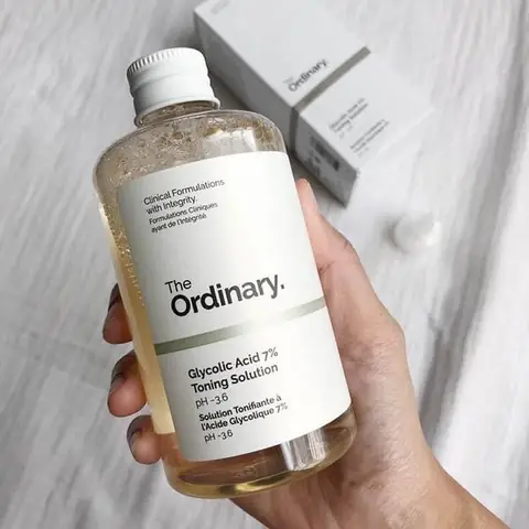 10. Toner The Ordinary Glycolic Acid 7% Toning Solution – The Ordinary