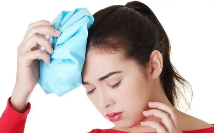 3.4 Chữa đau đầu bằng cách dùng túi chườm