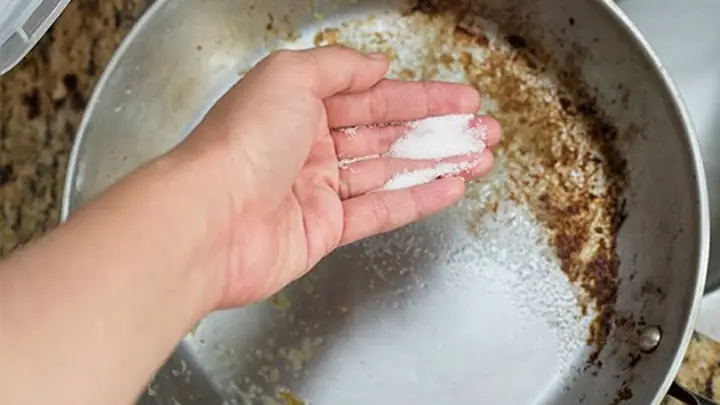 3Dùng muối hạt 3Dùng muối hạt
