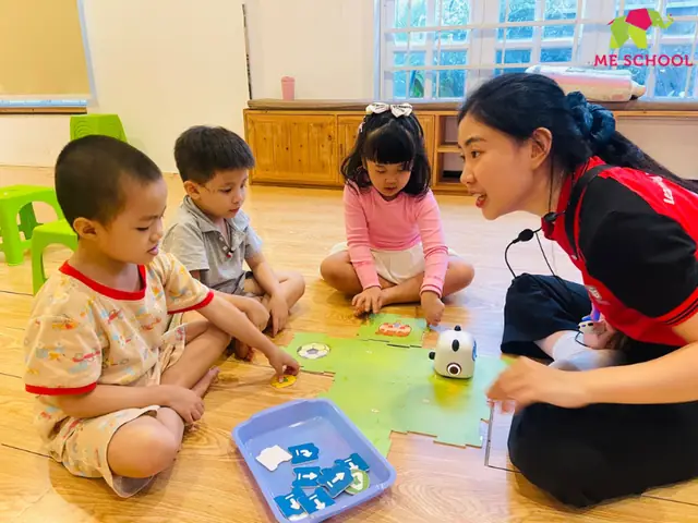 1. Dạy học chữ cái và chữ số qua trò chơi: "Học mà chơi, chơi mà học"