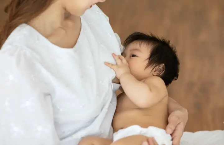 1Các nguyên nhân mẹ không có sữa sau sinh mổ hay sữa về chậm