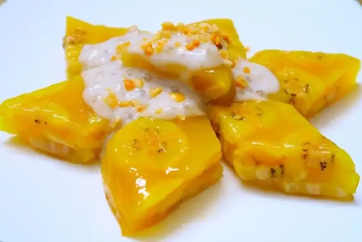 Bánh chuối hấp nước cốt dừa cho bé ăn dặm