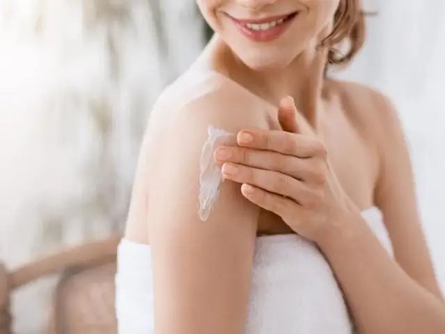 Thực hư chuyện sử dụng sữa dưỡng thể Vaseline bị ngứa?