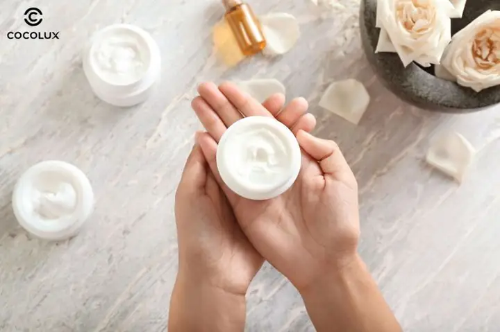 #11. Tẩy tế bào chết body với Heavy Cream