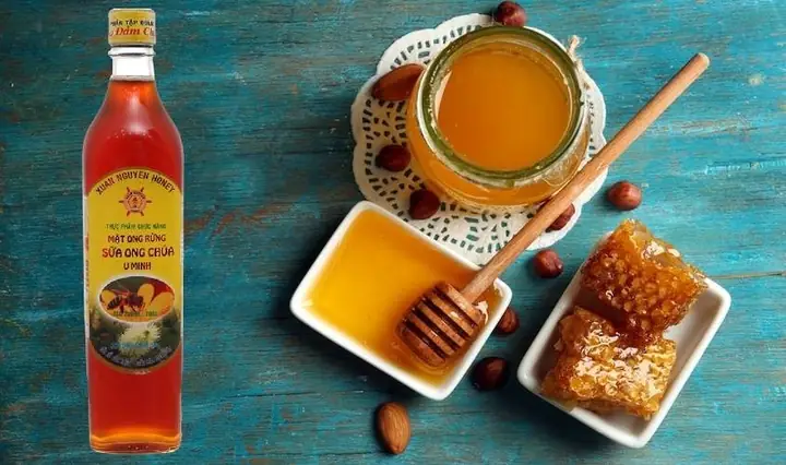 4Uống chanh mật ong giảm cân đúng cách
