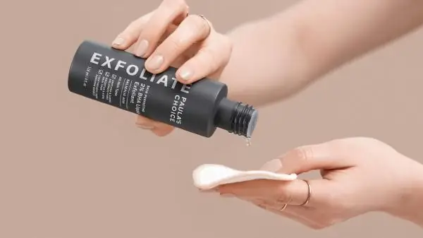 Hướng dẫn cách tẩy tế bào chết đúng cách cho da sáng mịn rạng rỡ - Ảnh 1.