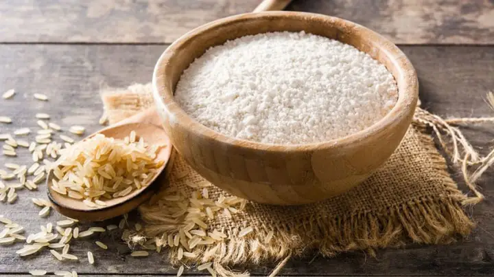 Cách xay bột gạo cho bé ăn dặm với gạo ướt