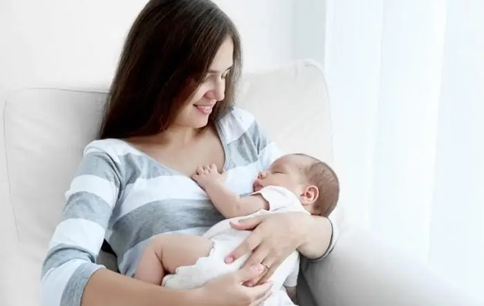 2. Lưu ý khi ăn bơ cho mẹ sau sinh